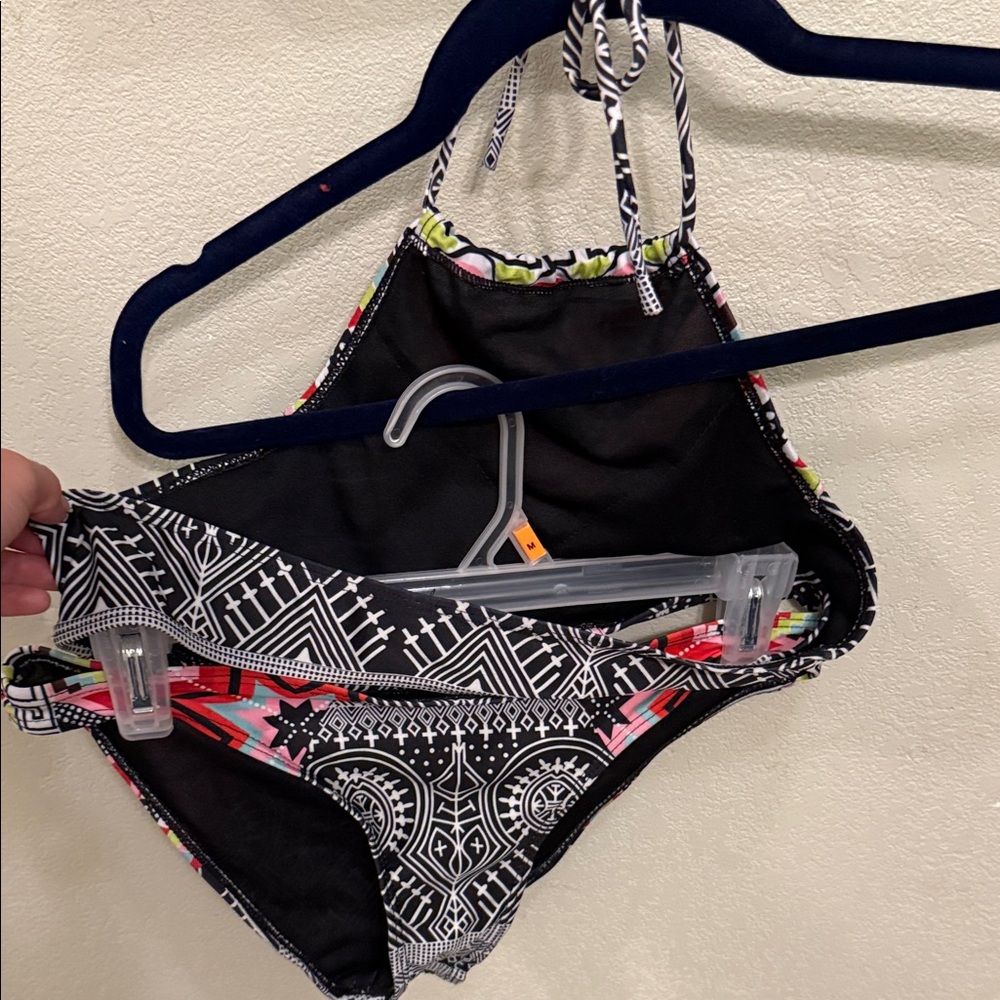 Colorful Geometric Bikini Set - Picture 2 of 4